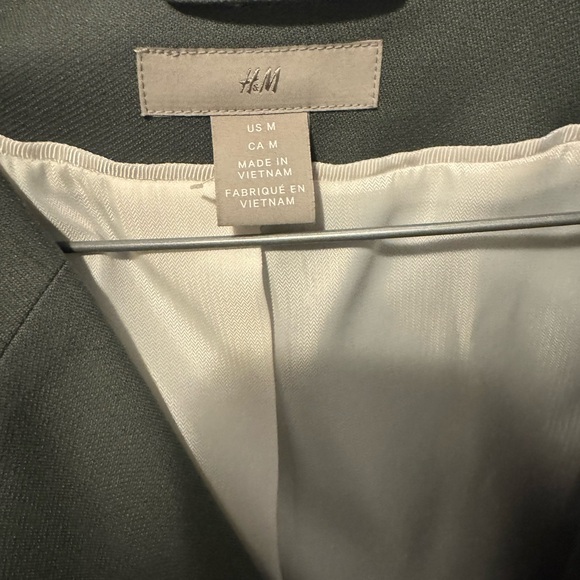 Brand new H&M blazer - Picture 2 of 2